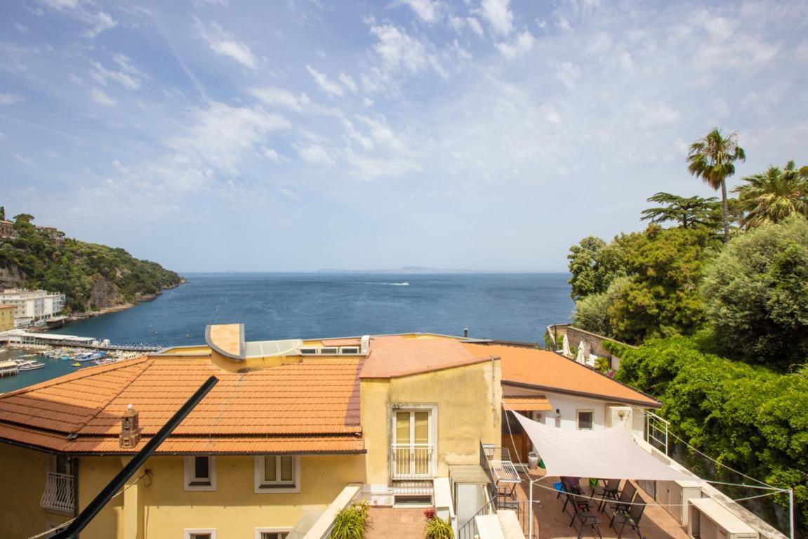 Romantic Seaview Sorrento Flat With Balcony Apartment Exterior photo