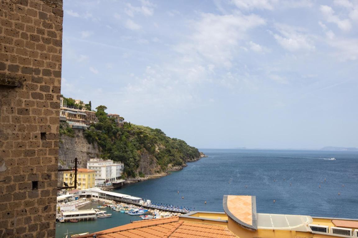 Romantic Seaview Sorrento Flat With Balcony Apartment Exterior photo