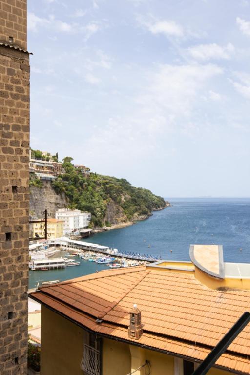 Romantic Seaview Sorrento Flat With Balcony Apartment Exterior photo